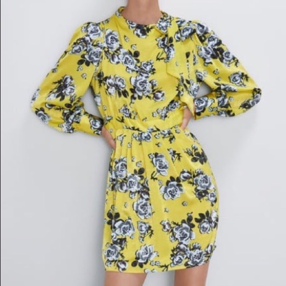 Zara yellow puffy-sleeve floral mini dress**